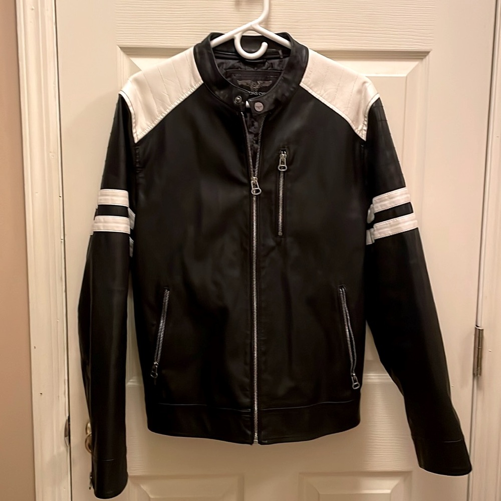Wilson’s Cycle men’s XS black leather jacket